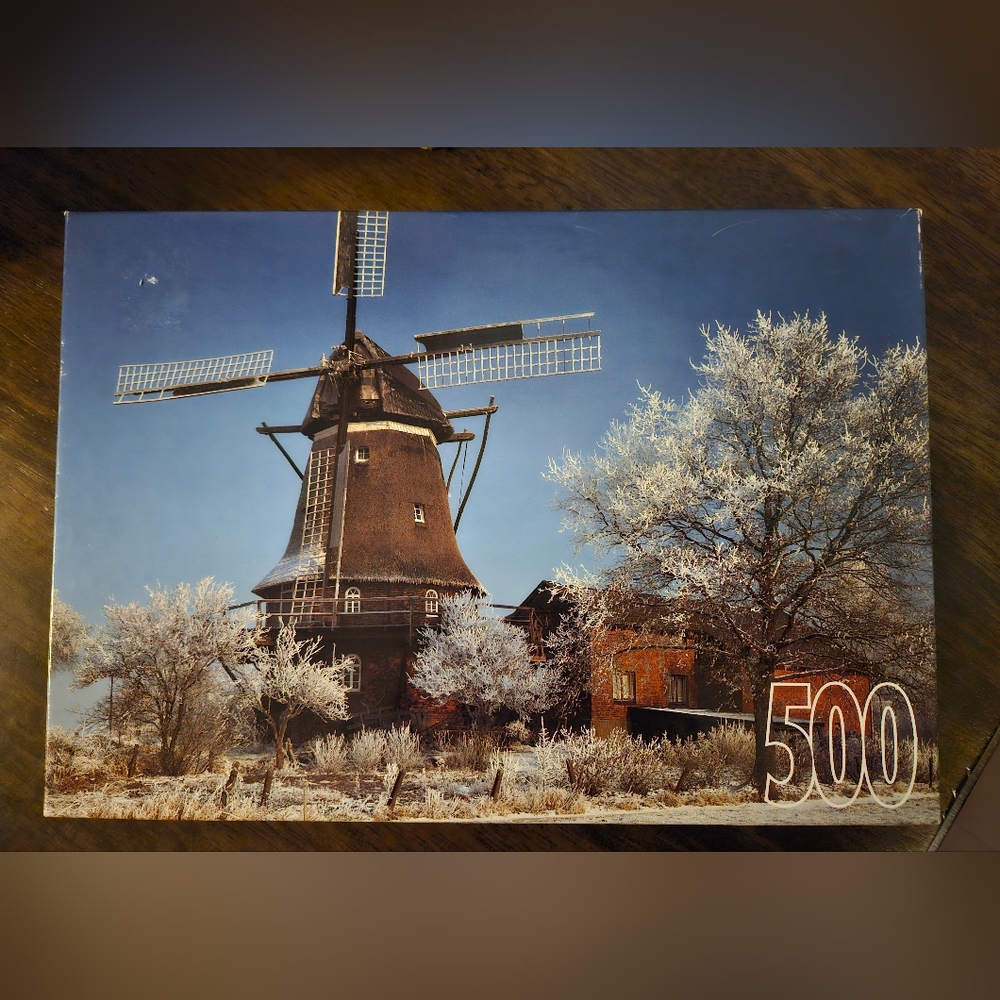 NWT RoseArt Windmill Puzzle - Bremen, Germany